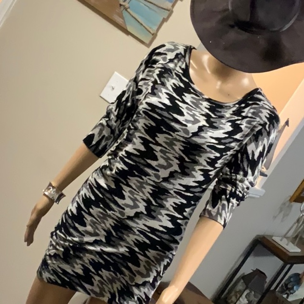 BUFFALO DAVID BITTON 3/4 SLEEVE SHIRT DRESS BLACK AND WHITE SIZE MEDIUM